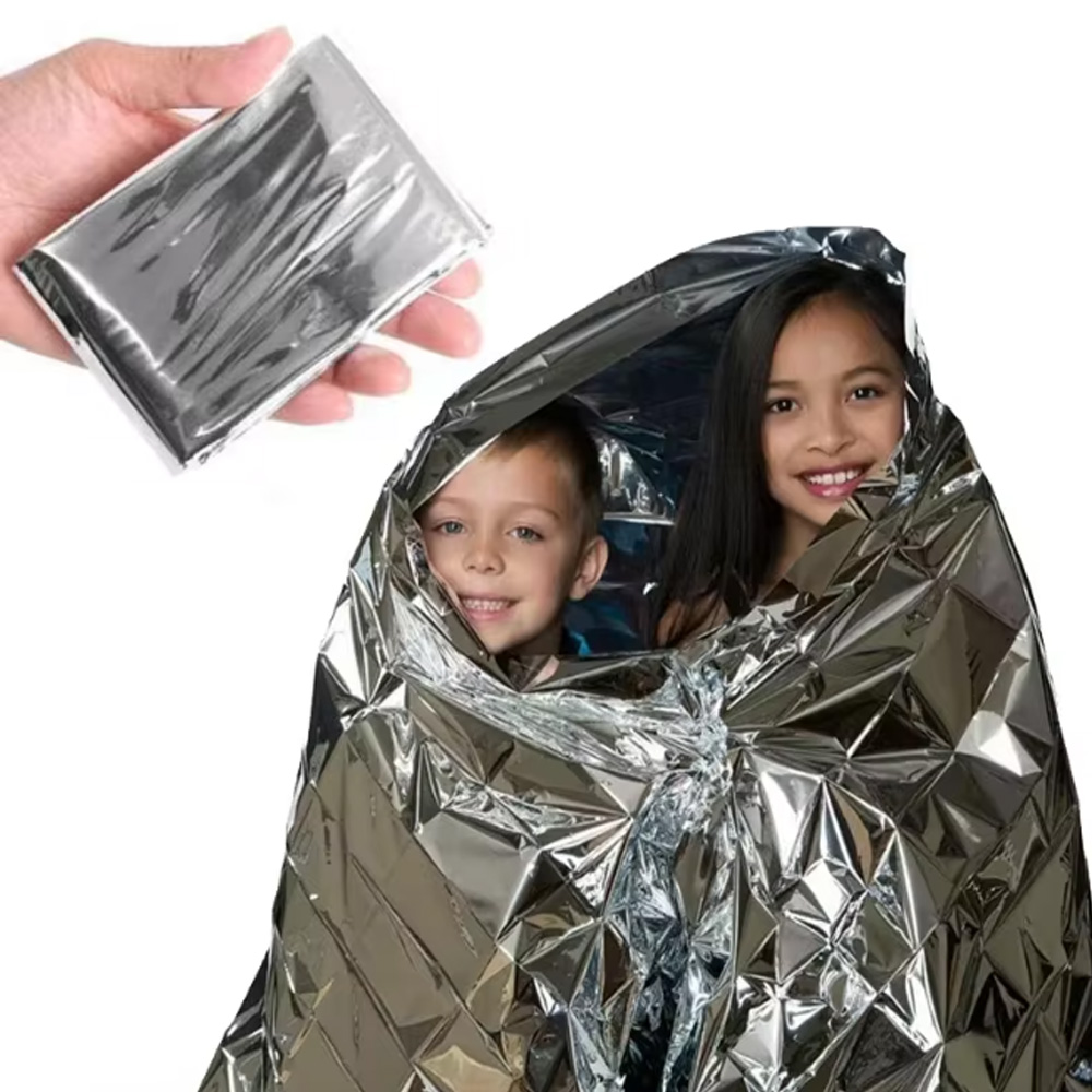 بطانية إنقاذ للطوارئ من راينو  - مراجعة Emergency Mylar Tent وسعره